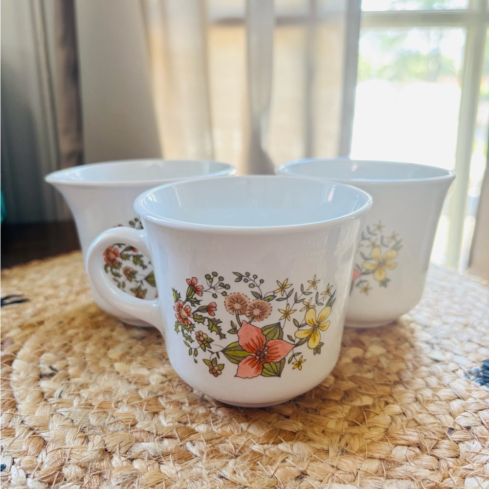 Corelle Floral White Ceramic Mug Set